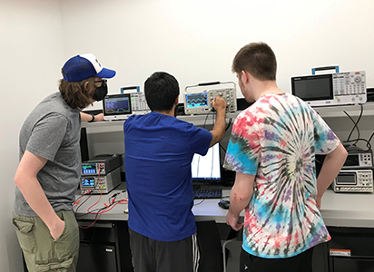 Students in electronics lab