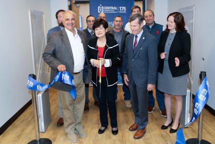 Annex adds new dimension to Burritt Library | Central Connecticut State ...