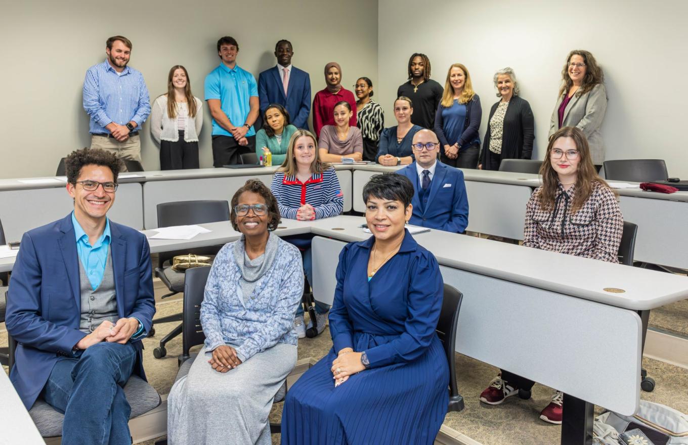 Philanthropy students meet with ASF grant panelists in Vance Hall