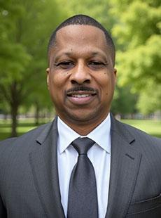 Curtis Wiggins headshot