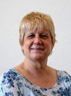 kristine larsen headshot