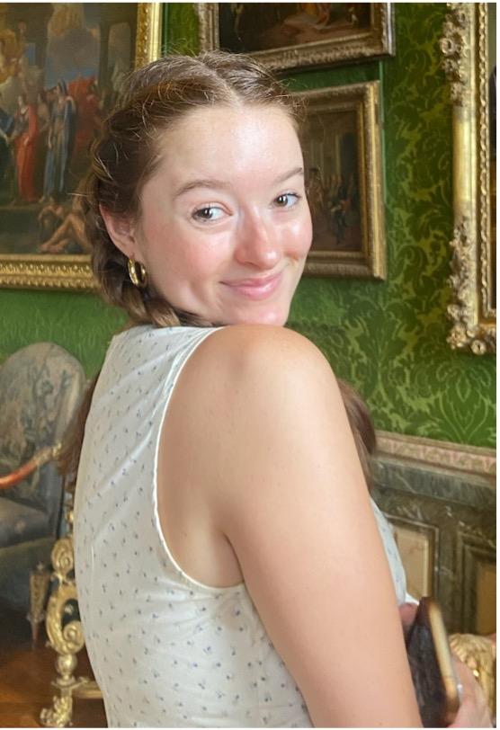 Liz Carroll Headshot