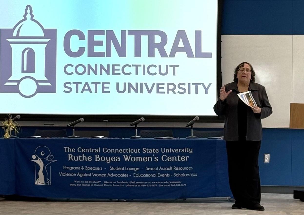 Connecticut State Rep. Hilda Santiago addresses students at the 2026 Elect Her training event at Central.