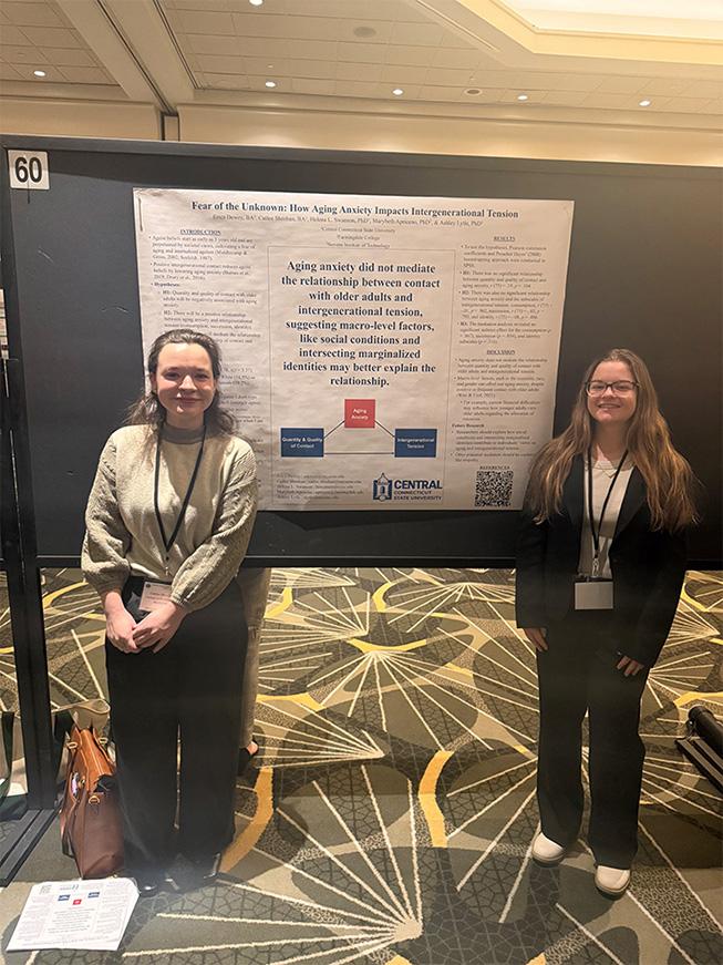 Cailee Sheehan, Erica Dewey