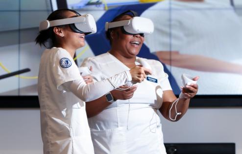 Students using VR Lab