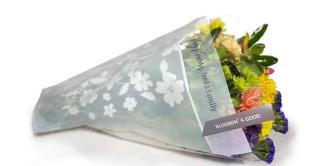 A Stop & Shop Bloomin' 4 Good bouquet