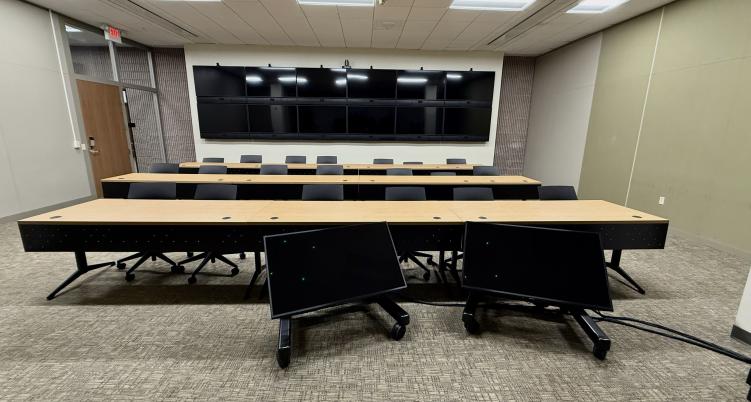Presenter view Proscenium Room