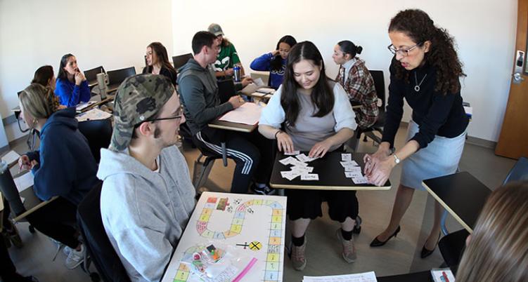 Students making game 